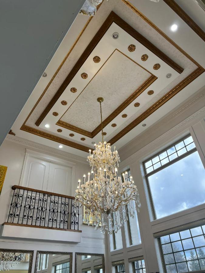 Hotel Empire Palace Surrey Zewnętrze zdjęcie